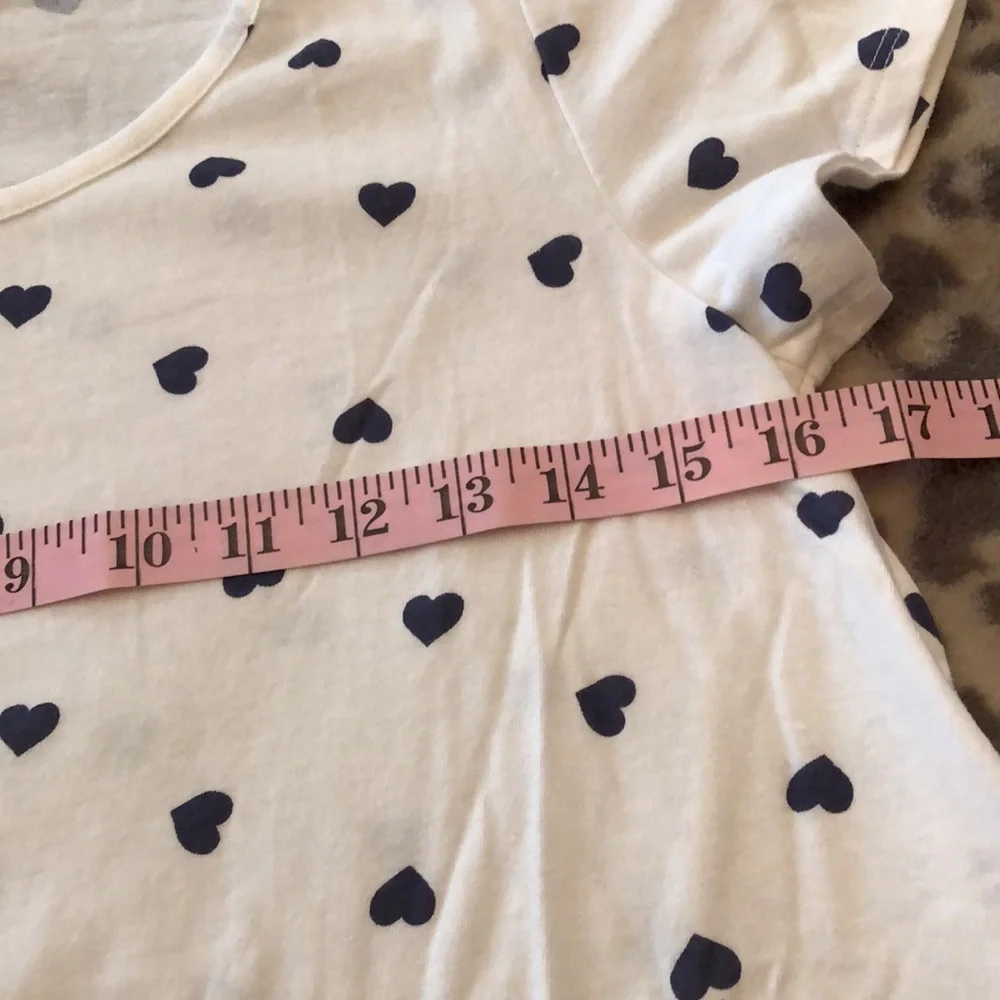 NWOT Old Navy White Blue Heart Relaxed Fit T-shirt Size XXL 16